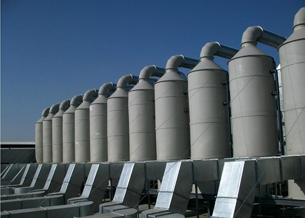 在進(jìn)行工業(yè)廢氣治理時(shí)需要注意的事項(xiàng)